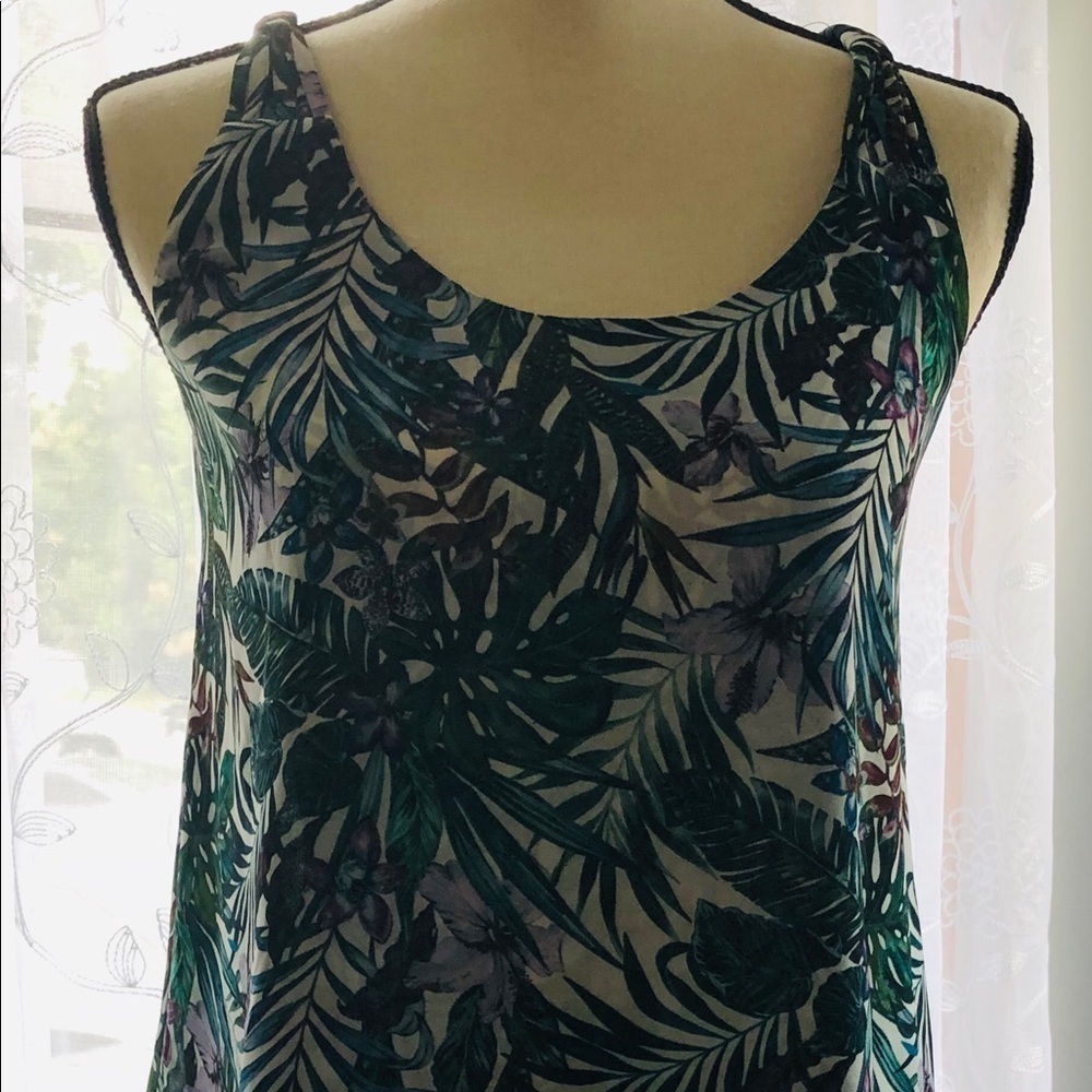 Twik SZ10 Floral braided crisscross top - Picture 3 of 12